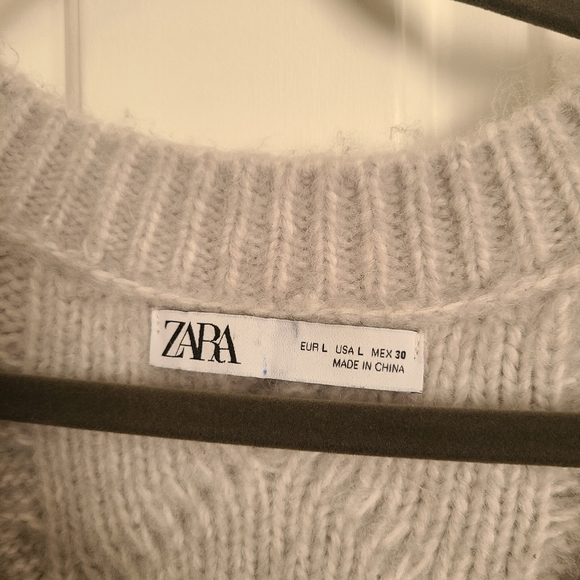 ZARA Chunky Knit Sweater in Light Grey - Picture 3 of 4